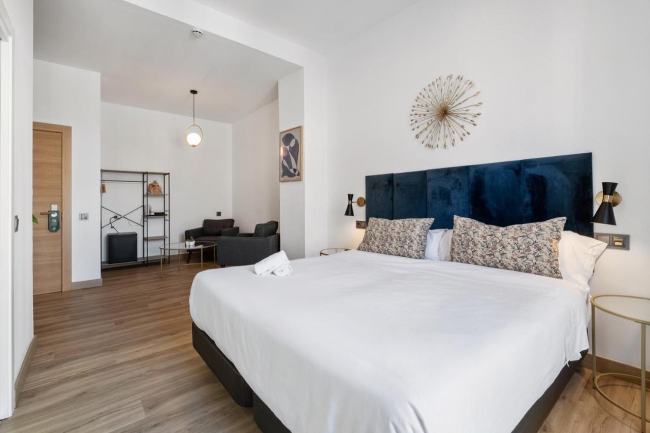 Malaga City Suites Ngoại thất bức ảnh